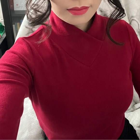 MINUOYI crossover neck thermal top XS - Picture 5 of 5